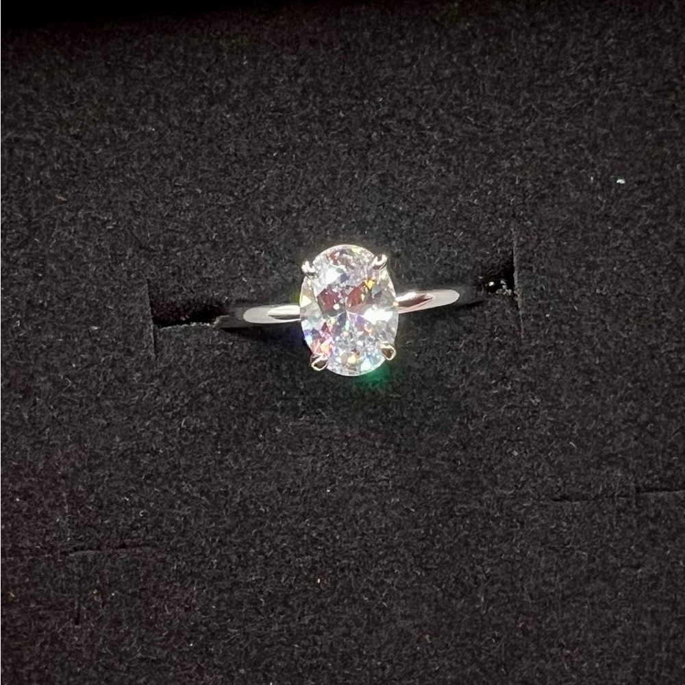 NIB 925 Sterling Silver Zircon Ring Size 7 - Picture 3 of 16
